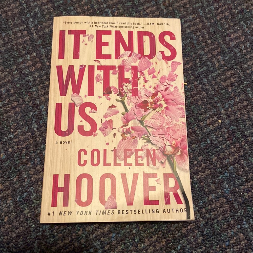 It Ends With Us by Colleen Hoover